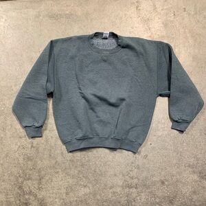 Vintage Y2K Russell Athletic Sweatshirt